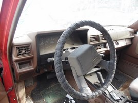 1986 T.TRUCK SR5 RED EXTRA CAB 2.4L TURBO AT 4WD Z18010